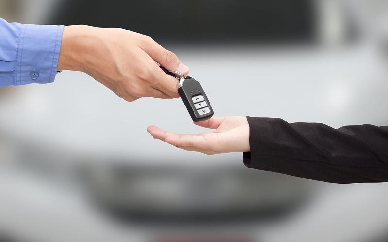 Lease a Car or Buy One? Understanding the Cost Difference in Singapore’s Market